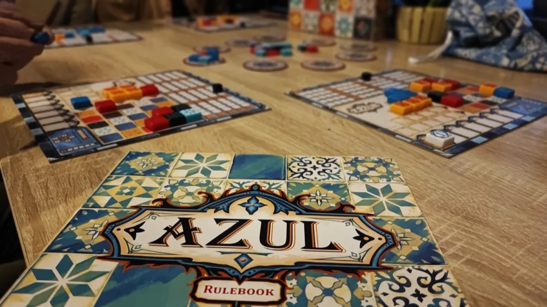 Juego de mesa Azul