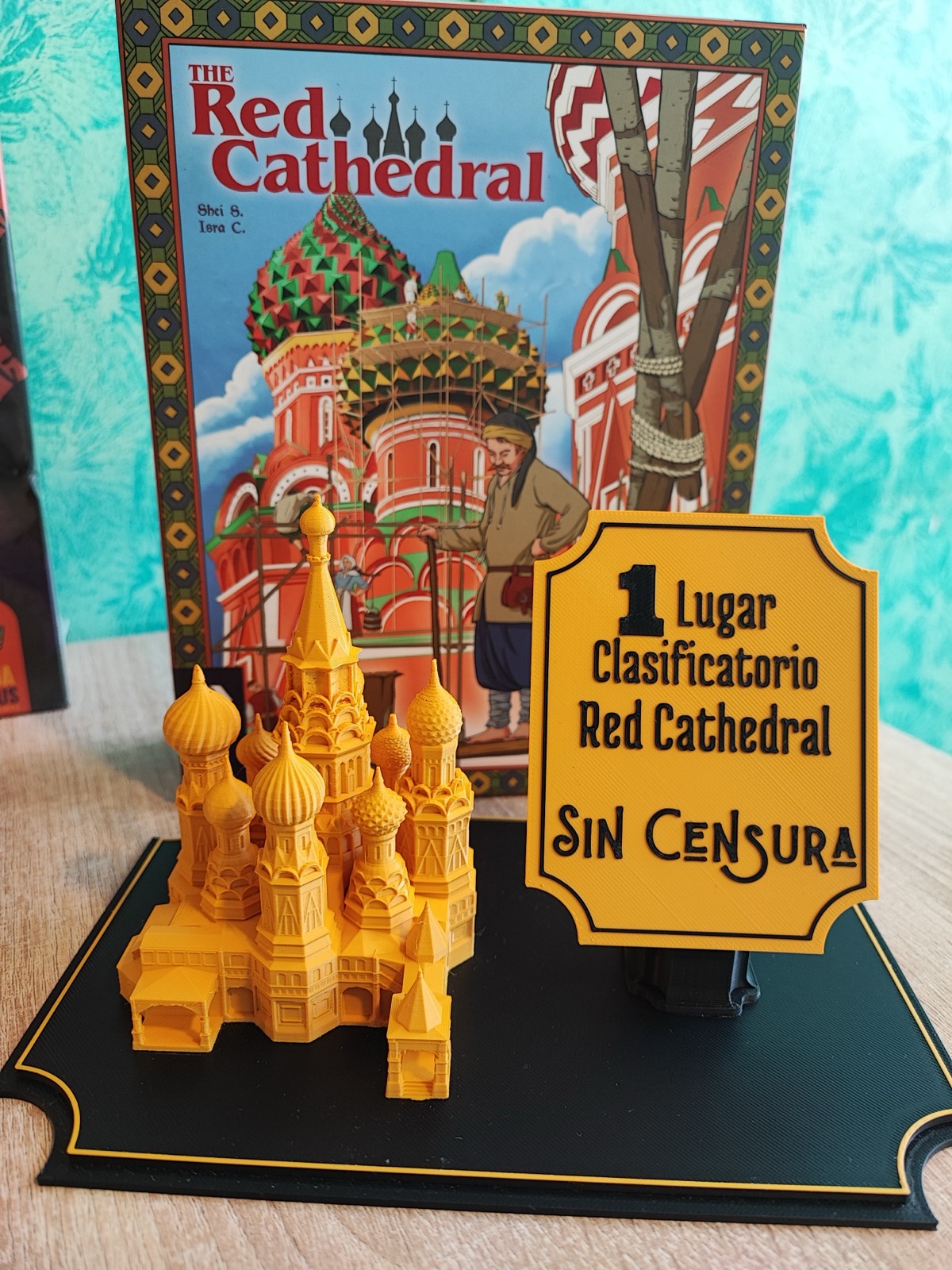 Trofeo impreso en 3D del primer lugar del clasificatorio de Red Cathedral