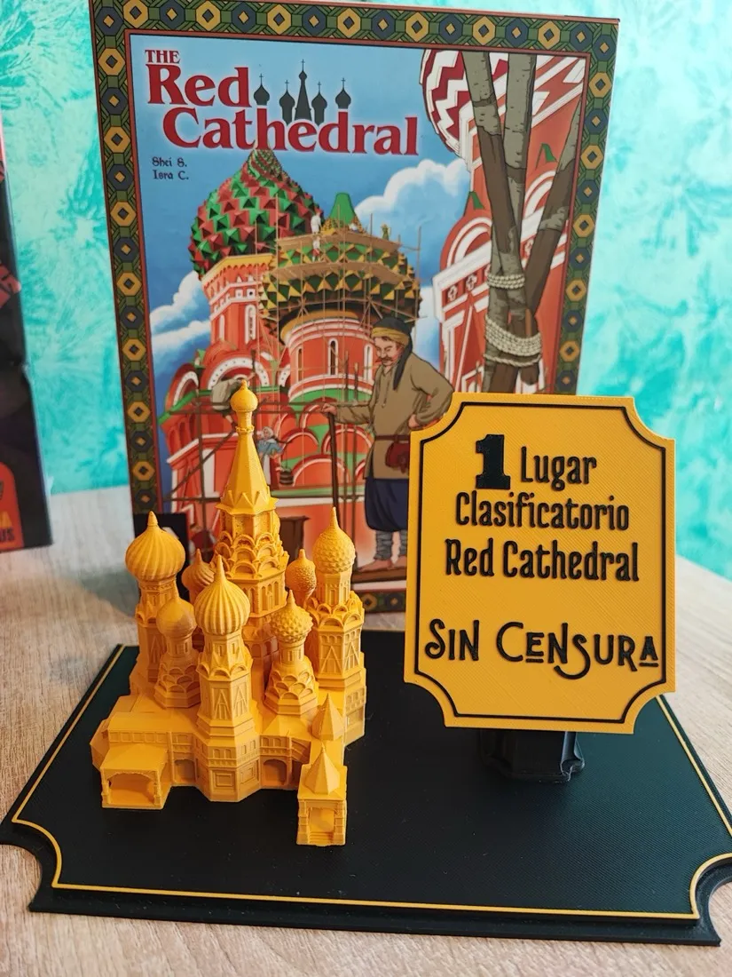 Trofeo impreso en 3D del primer lugar del clasificatorio de Red Cathedral
